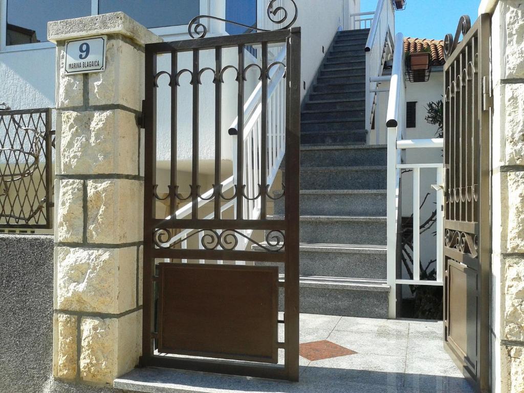 Apartments Desa Petric Hvar Town Exterior foto